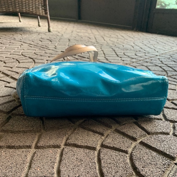 Michael Kors Baby Blue Leather Tote - Picture 7 of 7